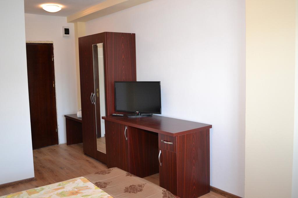 Pensiunea Meridian コルベニ 部屋 写真